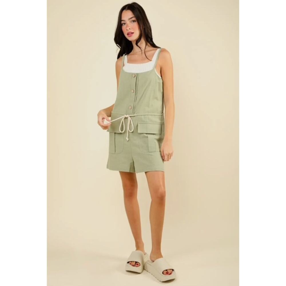 VERY J - BUTTON DOWN SOLID WOVEN ROMPER - Small N… - image 4
